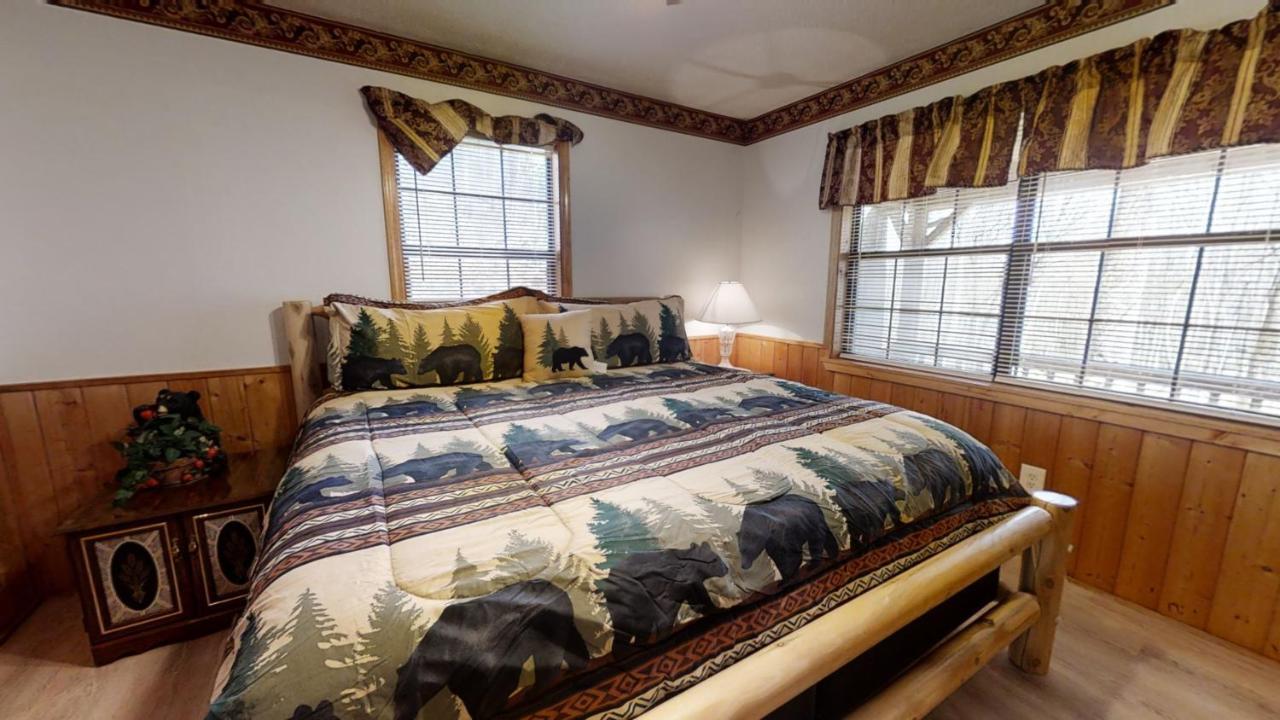 Little Mountain Hideaway Cabin Pigeon Forge Esterno foto
